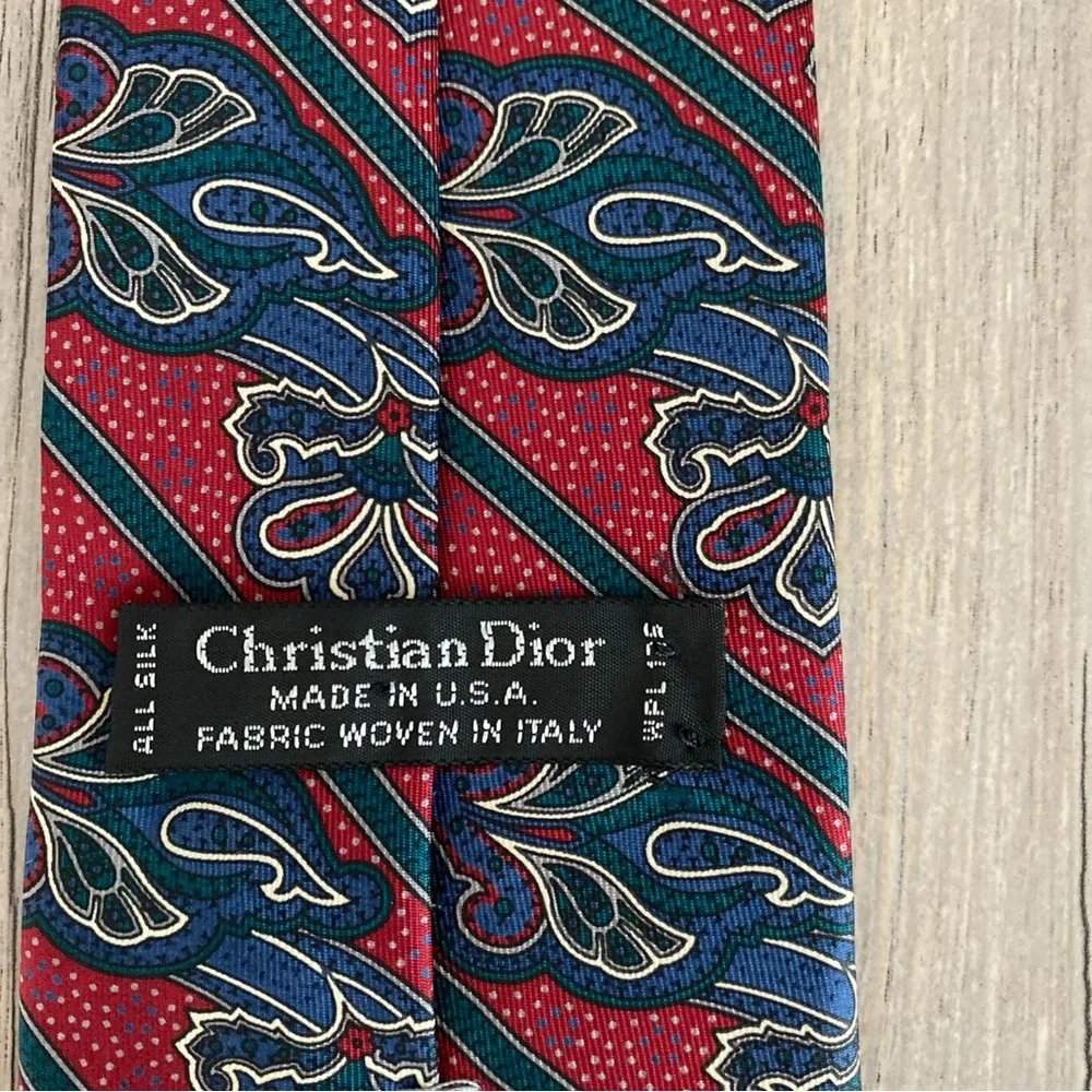 Dior sophisticated tie